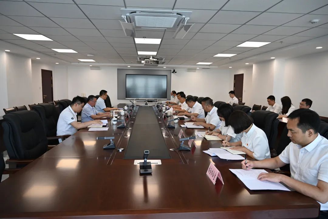 摸實(shí)情、理思路、謀發(fā)展——交投集團(tuán)黨委書記、董事長劉清國深入所屬二級企業(yè)實(shí)地調(diào)研