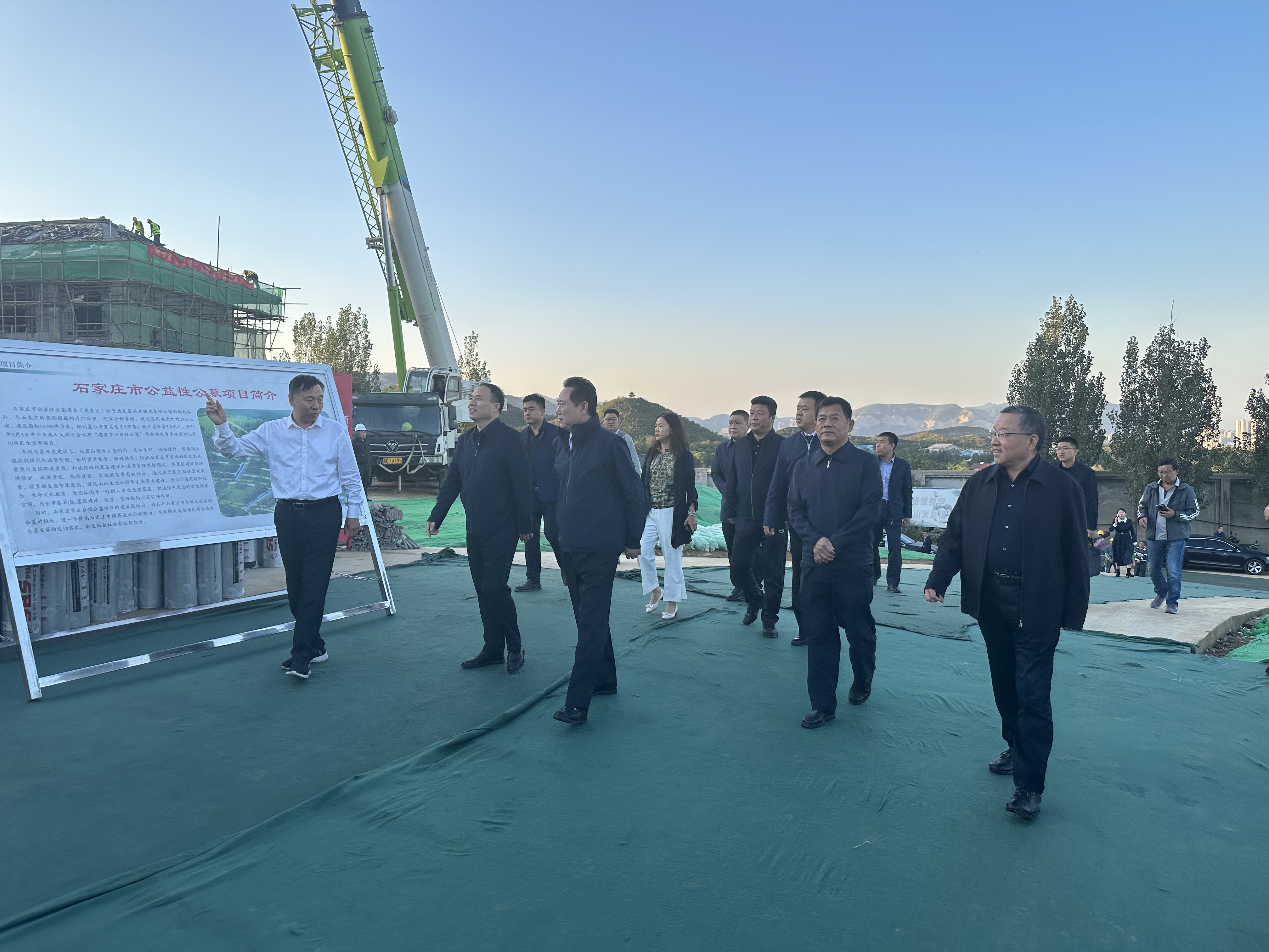 市政府副市長梁昆到市公益性公墓項目現(xiàn)場 調(diào)研指導工作